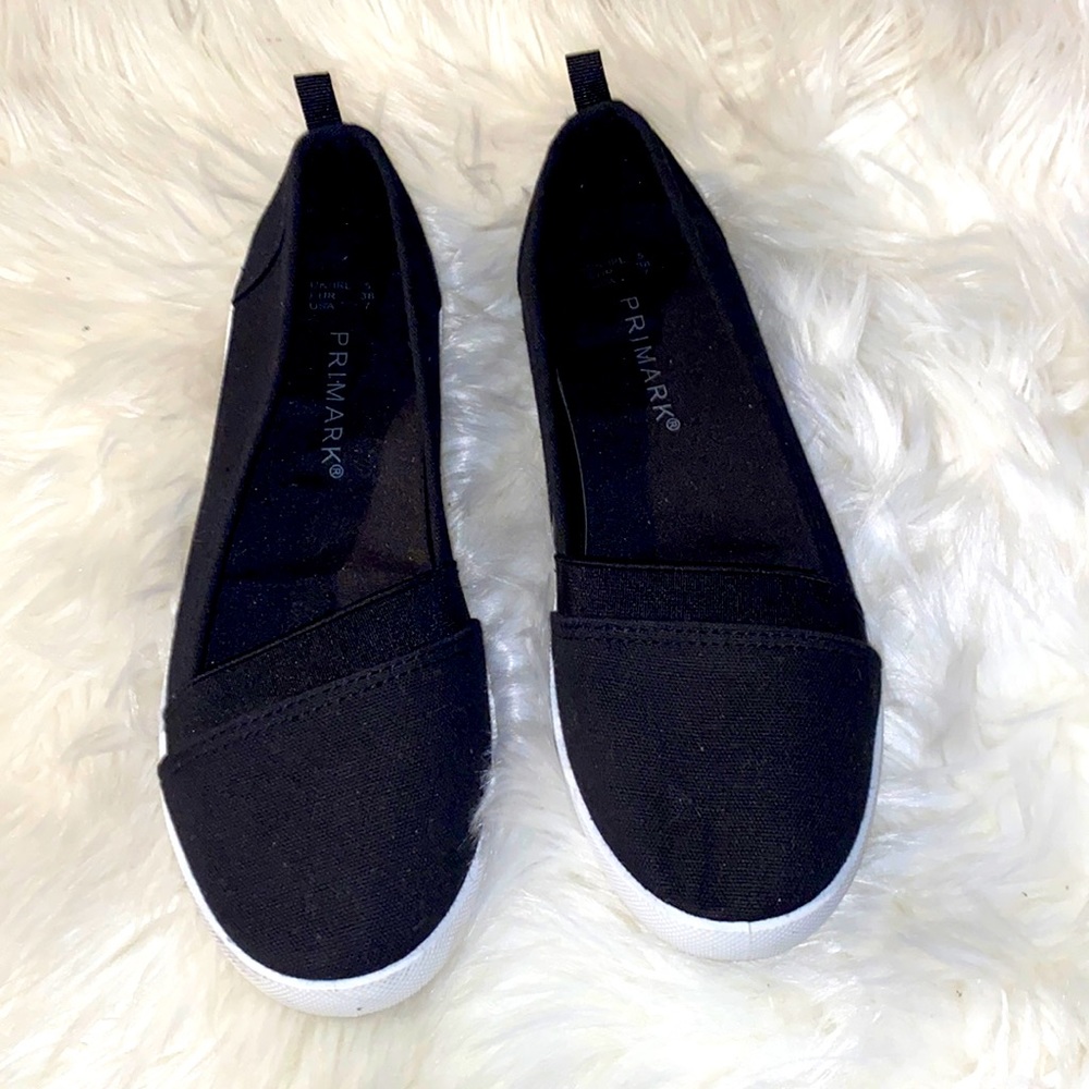 Flats/slip ons